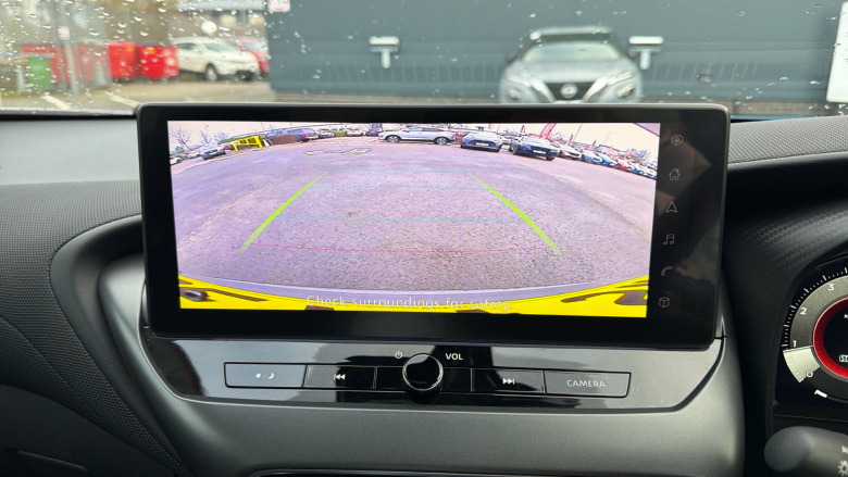 Nissan Juke 1.0 DiG-T N-Connecta 5dr Petrol Hatchback